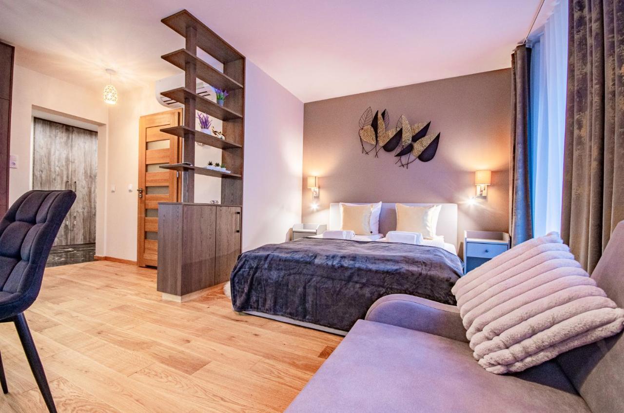 Inpoint Spacious Apartments Near Main Square & Kazimierz District Krakow Dış mekan fotoğraf