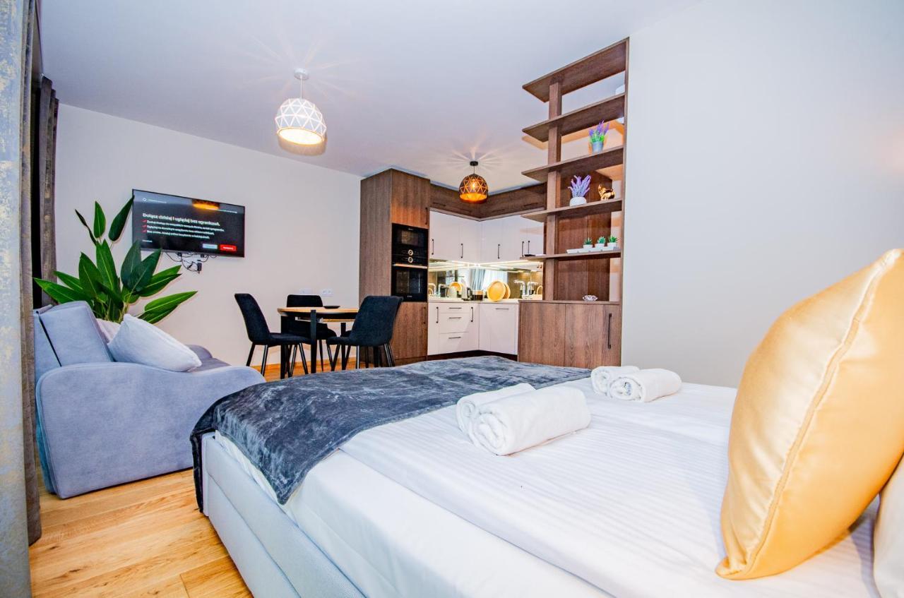 Inpoint Spacious Apartments Near Main Square & Kazimierz District Krakow Dış mekan fotoğraf